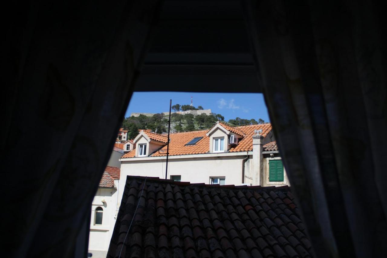 Charming Old Town Apartment شيبينيك المظهر الخارجي الصورة