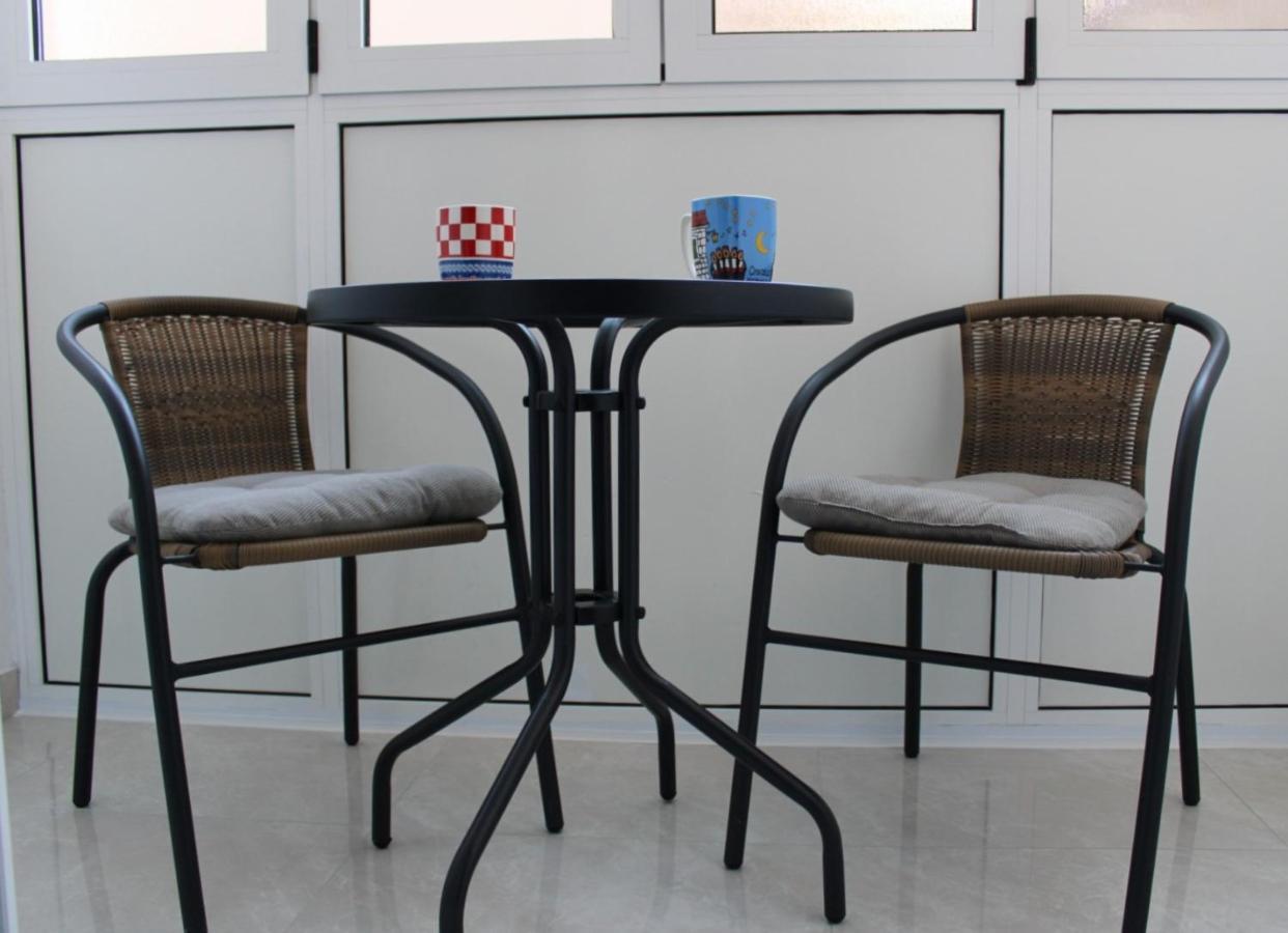 Charming Old Town Apartment شيبينيك المظهر الخارجي الصورة