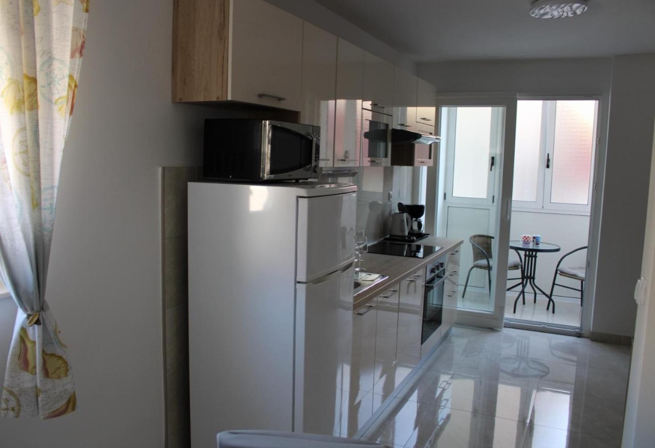 Charming Old Town Apartment شيبينيك المظهر الخارجي الصورة