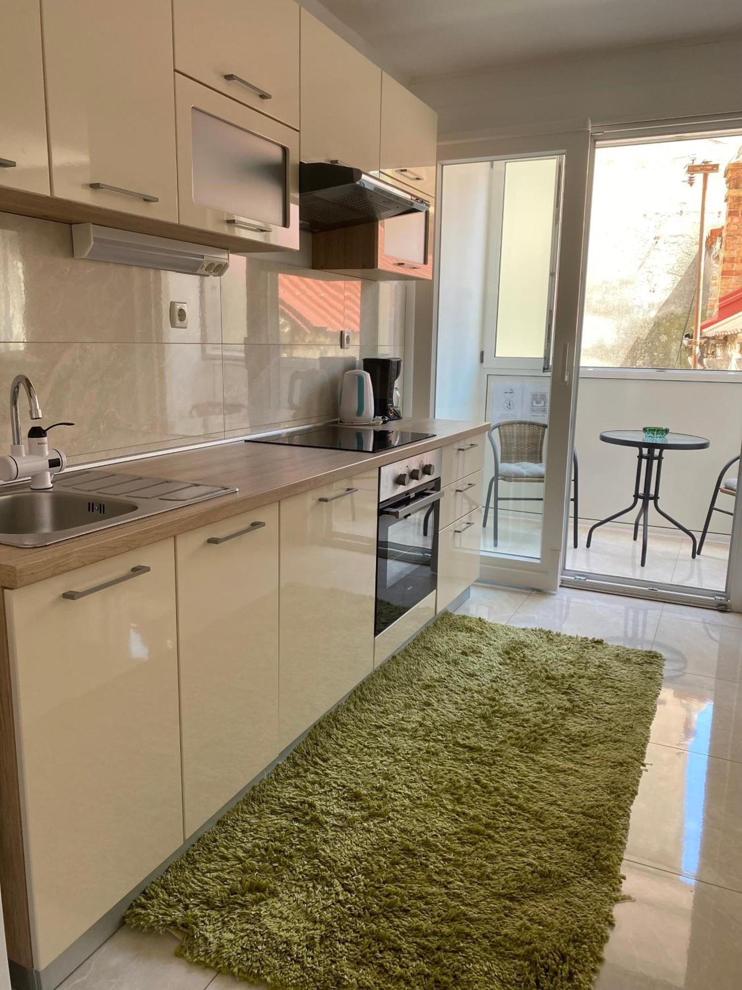 Charming Old Town Apartment شيبينيك المظهر الخارجي الصورة