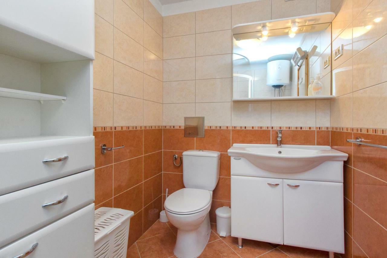 Charming Old Town Apartment شيبينيك المظهر الخارجي الصورة